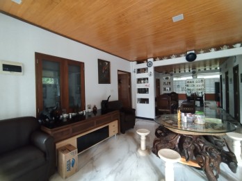 VILLA FULL FURNISHED KOLAM RENANG CIGOMBONG