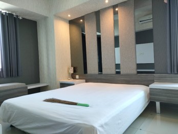 Unit Full Furnish Disewakan di Apartemen Tanglin Surabaya GMK02816