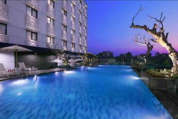DIJUAL CEPAT HOTEL MEWAH BINTANG 4 DI PUSAT