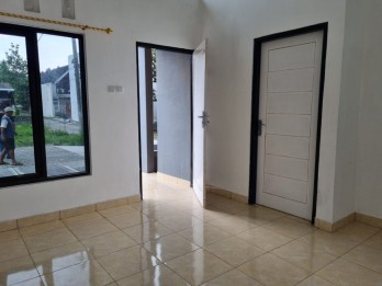 DIJUAL RUMAH MINIMALIS 2 KAMAR TIDUR DEKAT MERCU BUANA