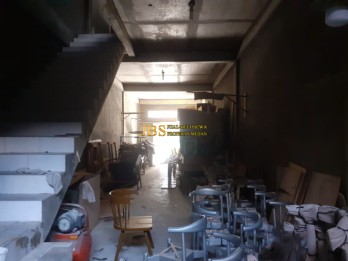 Dijual Ruko di Jalan Menggala  Daerah Jl. Asia & Jl. Thamrin Medan