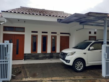 Dijual Rumah Tutwuri Handayani Citeureup Dekat