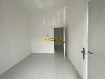 Dijual Villa di Kompek De Villa 2 Jalan Sei