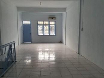 Disewa Ruko Siap huni di Medan Jalan Sutomo Ujung