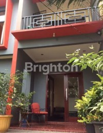 RUMAH LUAS DEKAT STASIUN LRT JATIBENING.bekasi