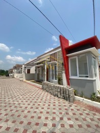 RUMAH MODERN MINIMALIS 200 JUTAAN DEKAT CANDI PRAMBANAN