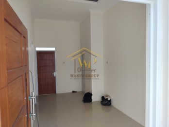 RUMAH MODERN MINIMALIS 200 JUTAAN DEKAT CANDI PRAMBANAN