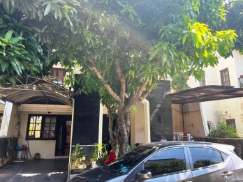 Rumah Dijual di Perum Galaxy Royal Palace Gubeng