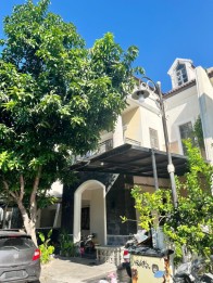 Rumah Dijual di Perum Galaxy Royal Palace Gubeng Surabaya