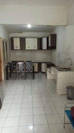 Rumah minimalis di perumahan Daan Mogot Arcadia