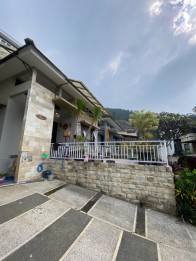 Villa Nyaman Murah Luas Kawasan Mudah di Akses di Kota Batu