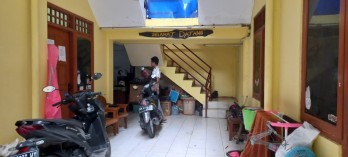 DIJUAL KOST MURAH 18 KT 100 METER DARI UTY JOGJA