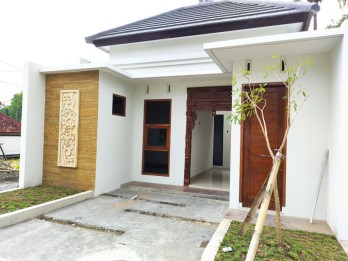 DIJUAL RUMAH DEKAT DENGAN UNIVERSITAS UKDW 2 DI
