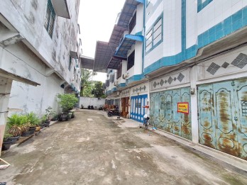Dijual Rumah 3 tingkat Jalan Badak, Badak Berjuang, di Tebing Tinggi Kota,