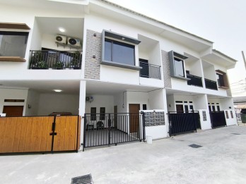 Dijual Rumah Baru 2 Lantai di Cluster Tiara 14 Bintara