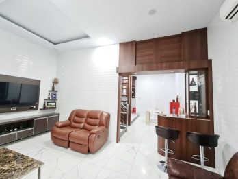 Dijual Rumah Krakatau Palace 16 Bhayangkara Jalan