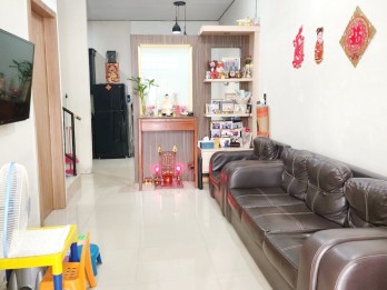 Dijual Rumah jl. Bhayangkara Kompleks Krakatau