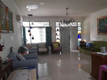 Jual Rumah Dua Lantai di Villa Bintaro Indah Tangerang Selatan