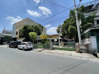 Jual Rumah Tua 1 Tingkat Siap Huni di Jalan Pasundan - Medan