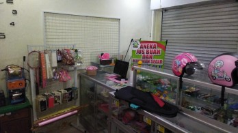 Jual rumah plus toko strategis di Gedangan Sidoarjo