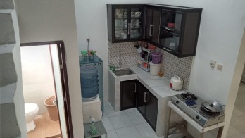 RUMAH DI MOJOROTO KEDIRI DEKAT GUNUNG KLOTOK