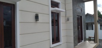 RUMAH SIAP HUNI BARU DIJUAL CEPAT DEKAT JALAN MANISRENGGO