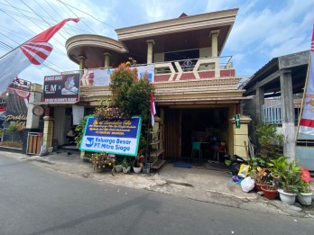 Rumah Besar Dipinggir Jalan Utama 3 Lantai Utk Usaha Di Kota Batu