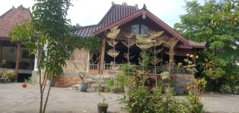 Rumah Bonus Gudang Toko Siap Untuk Usaha Potensial Di Kab Lamongan