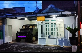 *Rumah Estetik siap huni dan terawat di Sawojajar