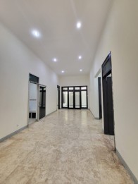 Sewa Rumah Murah di Villa Taman Gapura Surabaya Strategis
