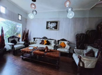 (TURUN HARGA) RUMAH MEWAH 2LT UKURAN BESAR - TENGAH KOTA MAKASSAR