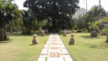 Tanah luas 6633m2, SHM, di Jalan Bidadari, Seminyak, Bali