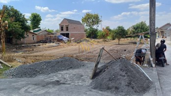 DIJUAL TANAH MURAH LUAS 350 M2 DEKAT WAROENG STEAK JALAN BANTUL