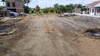 DIJUAL TANAH MURAH LUAS 350 M2 DEKAT WAROENG STEAK JALAN BANTUL