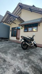 DISEWAKAN RUMAH BAGUS HARGA BAGUS DI TEMAS KOTA BATU.