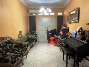 Dijual Rumah Semi Furnished Jl Perdana Pesanggrahan Jakarta Selatan