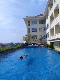 HOTEL BINTANG 4 PALING LARIS STRATEGIS DEKAT TUGU