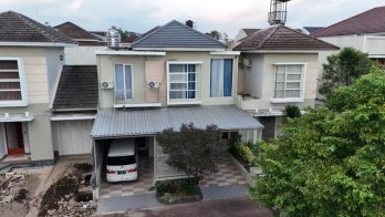 Jual Rumah 2 Lantai di Perum Green Hill Residence