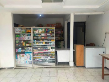 Jual Rumah 2,5 Lantai di Jl Satria Balearjosari Blimbing