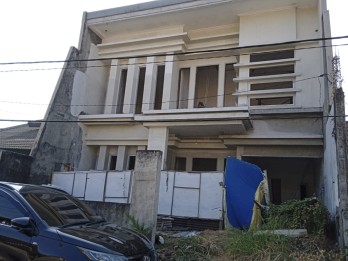 Jual Rumah Baru Shm di Jalan Rungkut Asri Tengah