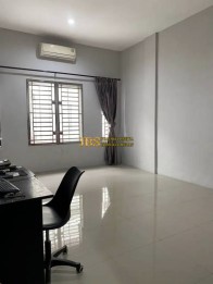 Jual Townhouse Siap Huni di Komplek Kopel Indah Jalan Brigjend Katamso