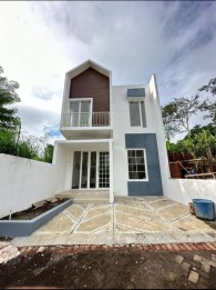 RUMAH CANTIK 2 LANTAI DI DAU DEKAT KE JATIM PARK