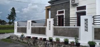 RUMAH CANTIK SIAP HUNI DENGAN VIEW INDAH DAN LINGKUNGAN NYAMAN