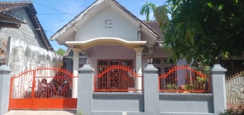 RUMAH SIAP HUNI DEKAT PABRIK ROKOK SAMPOERNA BERBAH SLEMAN