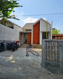 RUMAH TYPE BESAR BERLOKASI STRATEGIS HANYA 6