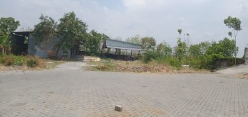 Rumah Bonus Gudang Toko Siap Untuk Usaha Potensial Di Kab Lamongan
