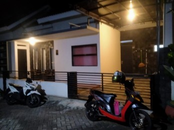 Rumah Estetik Siap Huni Perabot Lengkap Dekat