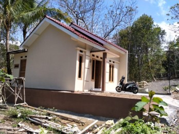 Rumah di kulon progo 100 jutaan