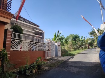 Rumah luas dan strategis di Abdulgani atas kota