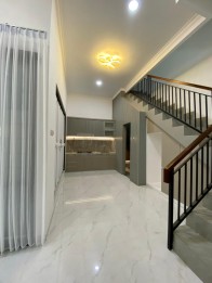 Villa Aman Sudah Ada Private Pool View Gunung Panderman Kota Batu